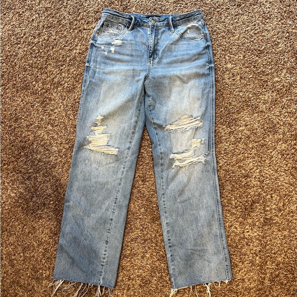 Judy Blue Distressed 90’s Straight Leg Jeans